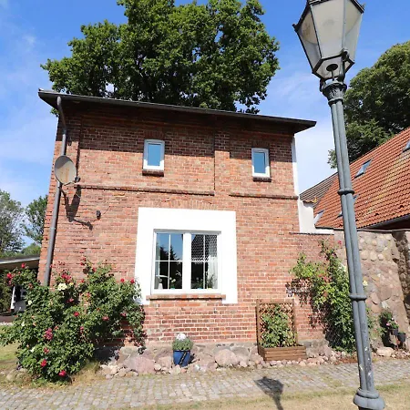 Holiday home Gestrandet